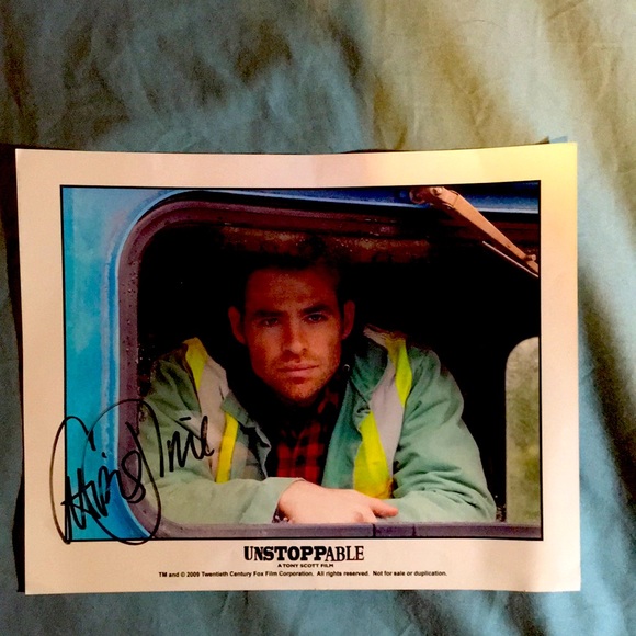 Other - Chris Pine Autograph Unstoppable
